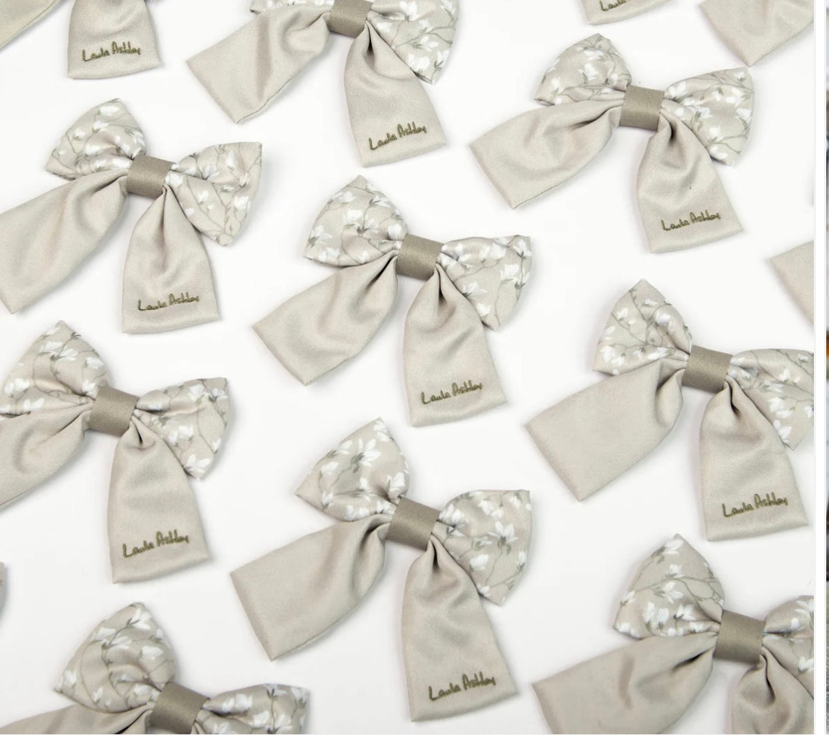 Laura ashley Magnolia grove Sailor bow