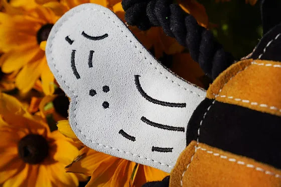 Bessie the bumble bee