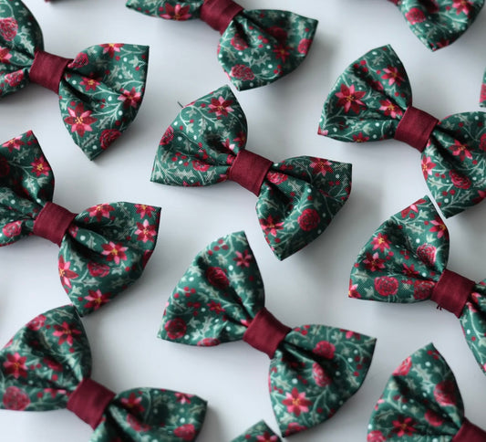 Holly and Ivy bow tie