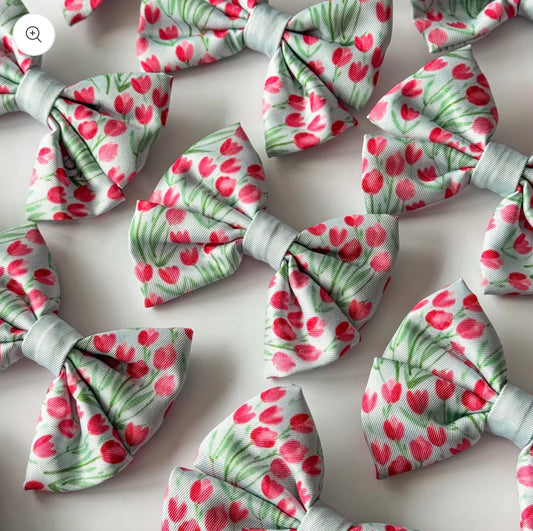 Timeless Tulips sailor bow