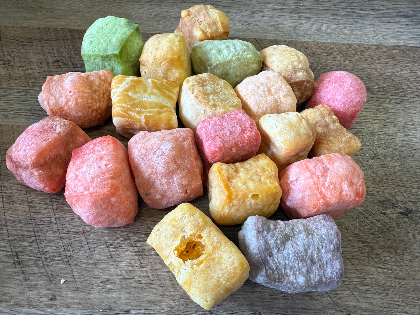 Puffed yak mixed flavours