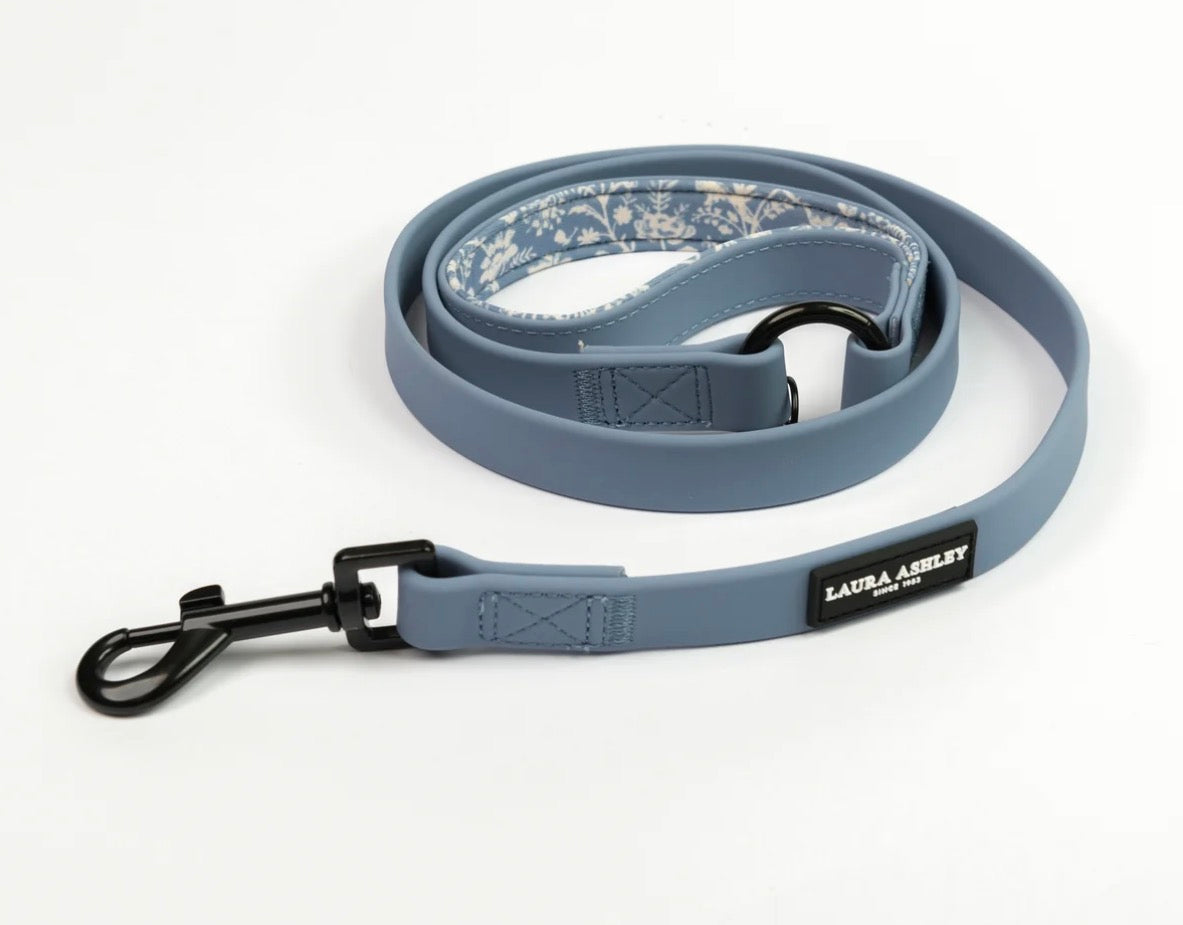 Laura Ashley Shepherd’s Purse Waterproof lead