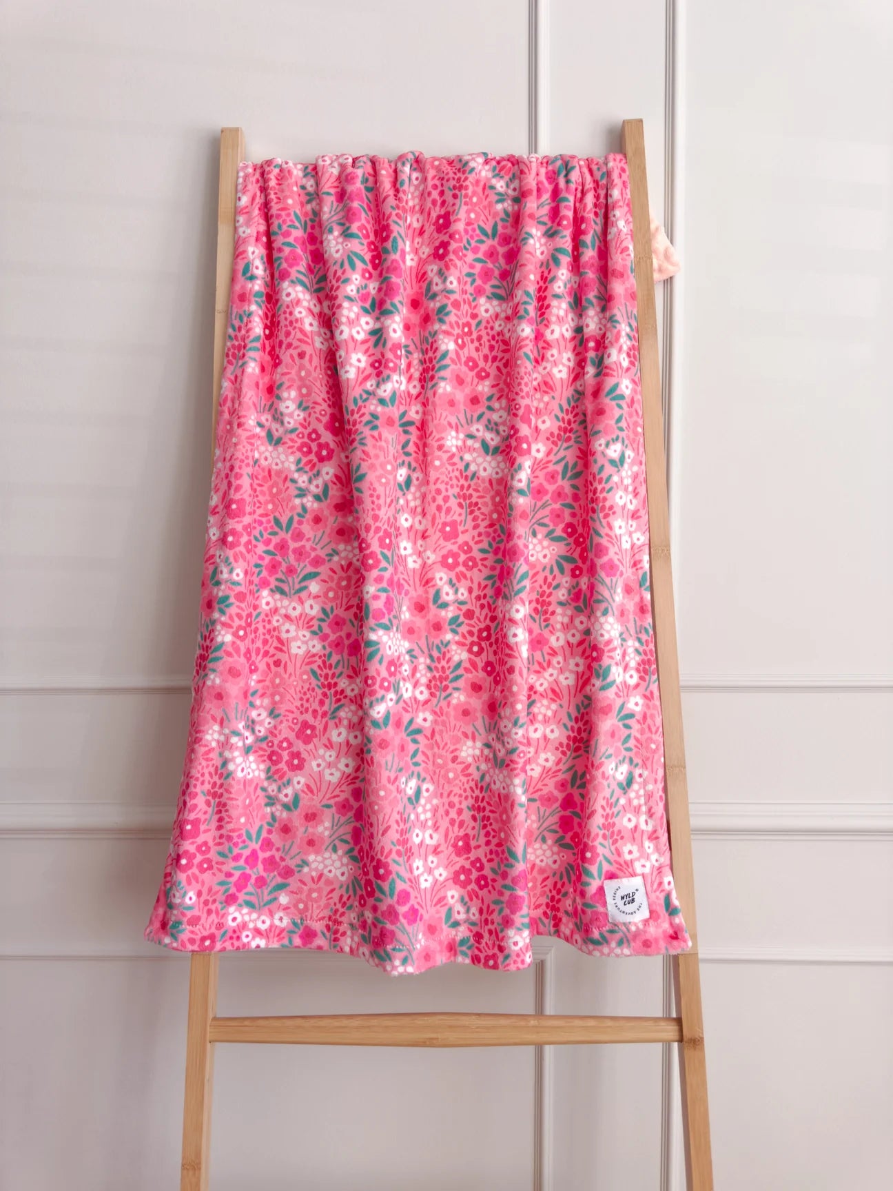 Notting Hill -Rose dog blanket
