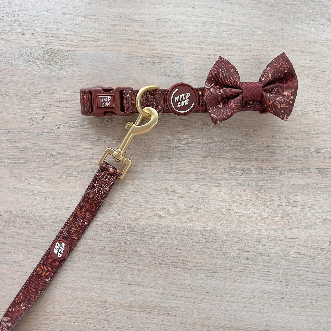 Chiswick Chestnut bow