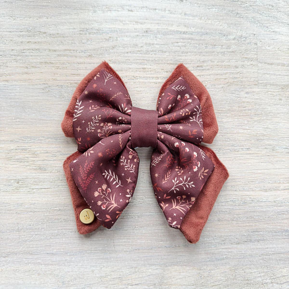 Chiswick Chestnut bow