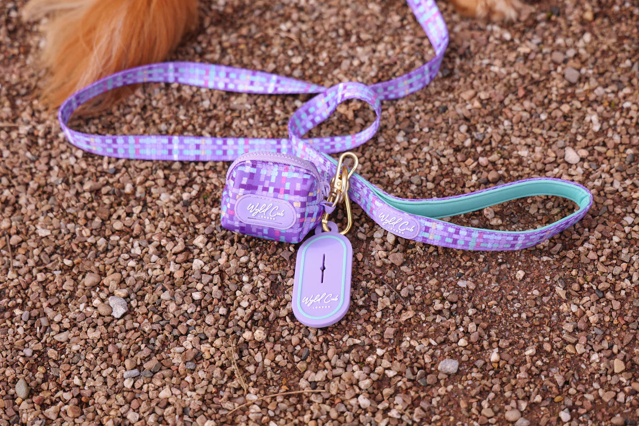 Belgravia sugarplum - poop bag holder