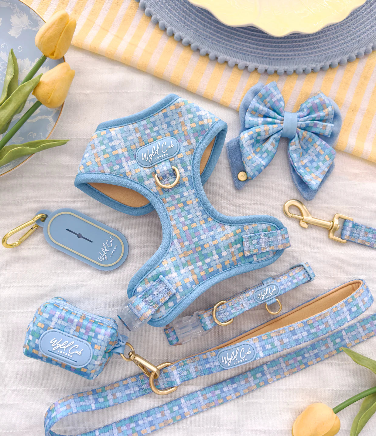 Belgravia macaron Adjustable harness