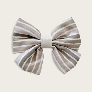 Sailor Bow - Cocnut Cream